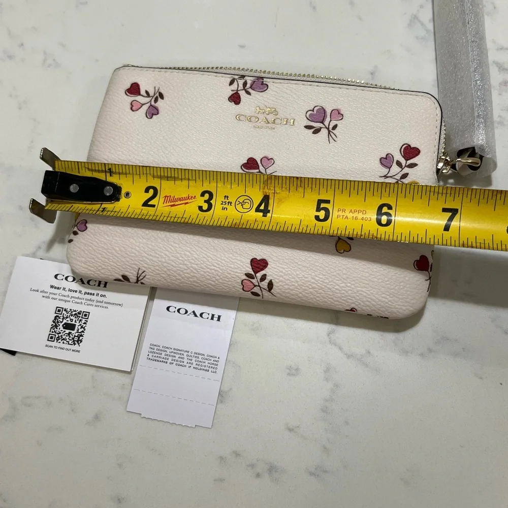 Coach Black and Tan Wallet with Zip Closure - Picture 8 of 8